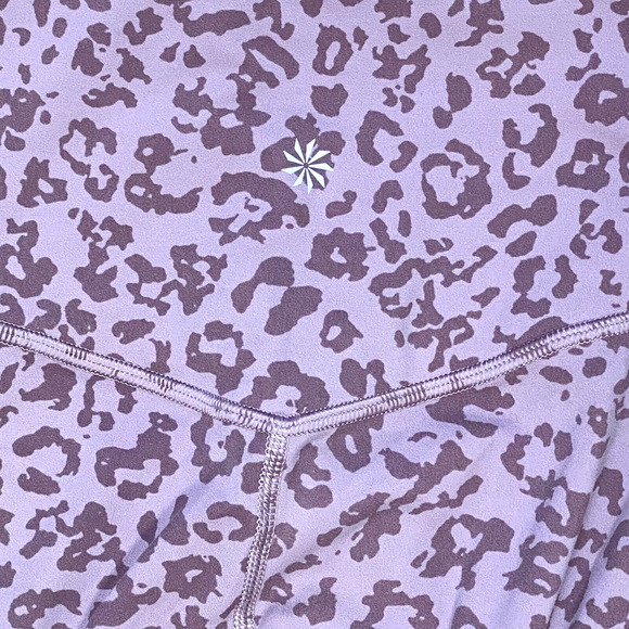 Athleta Elation Ultra High Rise Tight Pants Leggings XS Cheetah Print Women‎ - Picture 3 of 9